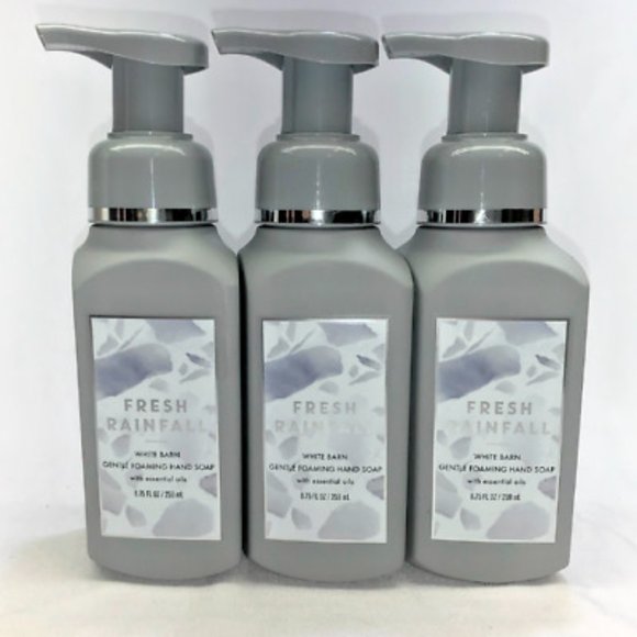 3 Bath & Body Works FRESH RAINFALL Foaming Hand Soap - Picture 2 of 7